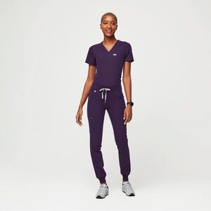 FIGS XS scrub set- Purple Jam